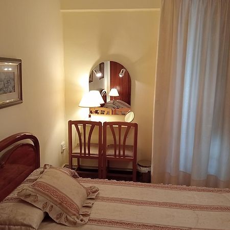 Habitacion Matrimonial Centro Ciudad Oviedo Buitenkant foto