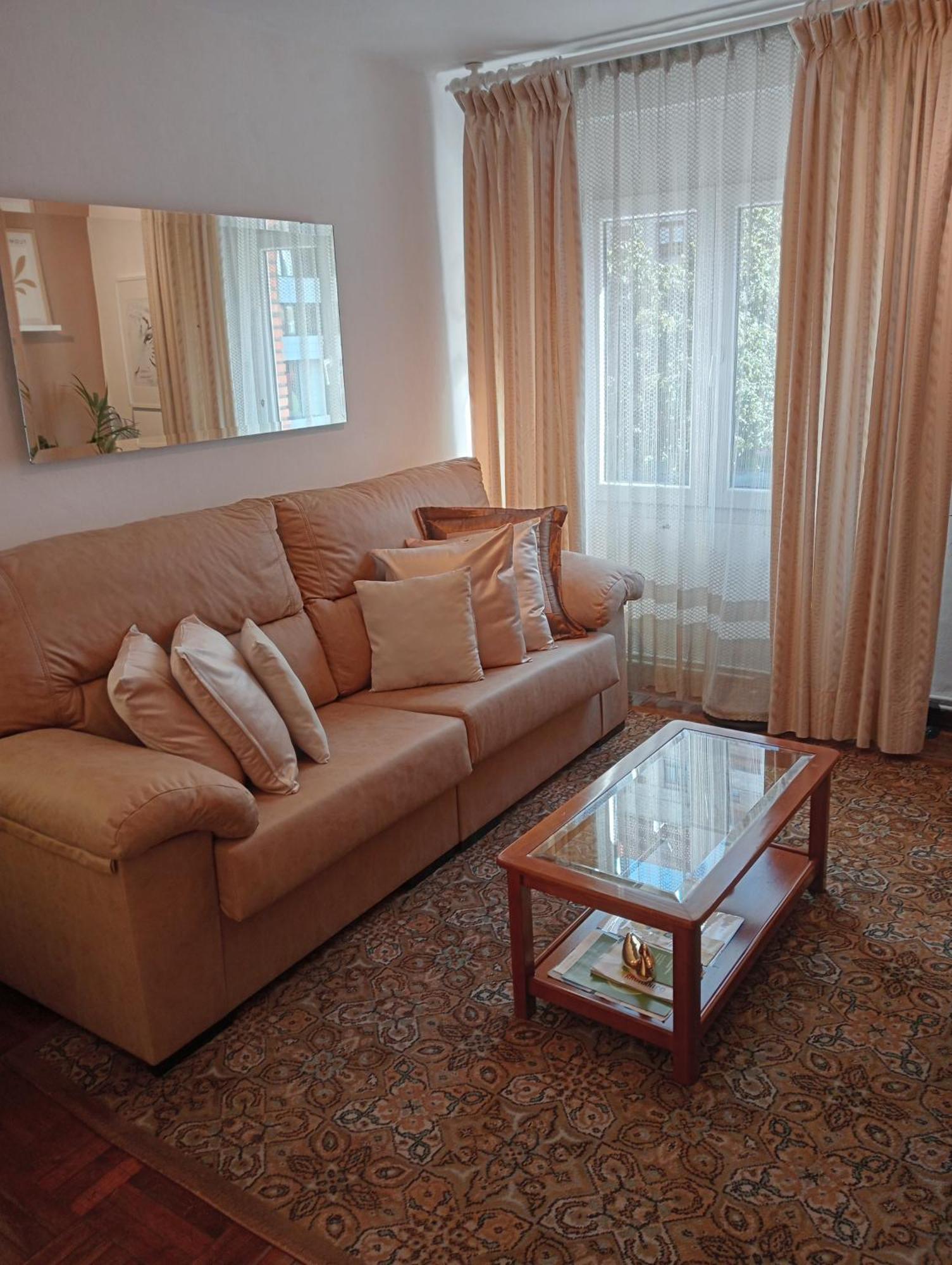 Habitacion Matrimonial Centro Ciudad Oviedo Buitenkant foto
